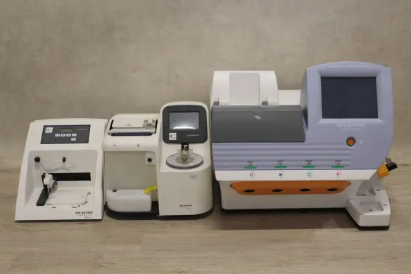 Ion Torrent Personal Genome Machine System with Ion OneTouch 2 Template Preparation