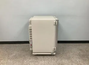 Panasonic MCO-19 CO2 Incubator with Direct Heat & Tri-Gas Control for Cell Culture, 2 of 12