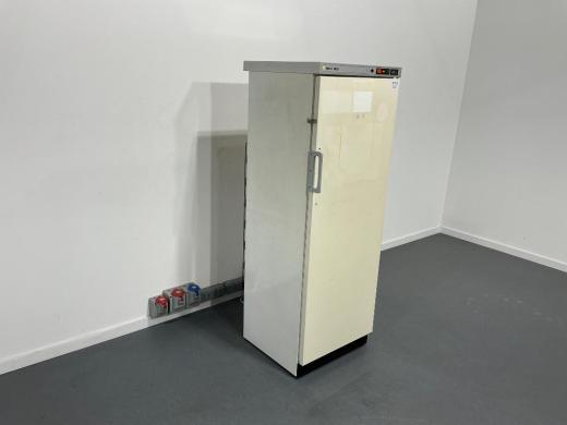 Bosch GS 31 AT Upright Laboratory Freezer with Mechanical Temperature Control-cover