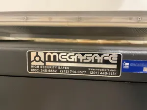 Megasafe Jewelers X6 High-Security Mechanical Safe for Secure Asset Storage, 3 of 4