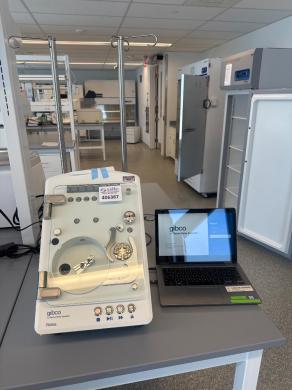 Gibco Rotea Counterflow Centrifuge for Cell Therapy and Bioprocessing-cover