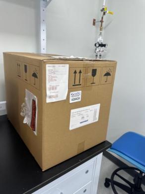 Eppendorf 5427RG Refrigerated Benchtop Centrifuge for Sample Preparation-cover