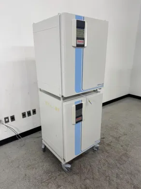 Thermo Scientific Heracell 150i CO2 Doublestack Incubator for Cell Culture and Incubation