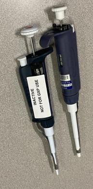 Rainin Pipet-Lite Adjustable Single Channel Pipettes 1-10 µL and 20-200 µL Set of 2-cover