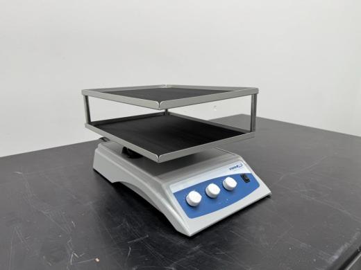 VWR Analog Rocker 2 Tier-cover