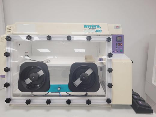Ruskinn Invivo2 400 Hypoxia Workstation Lab-cover