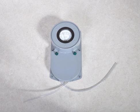 Dwyer Instruments Pressure Gauge-cover