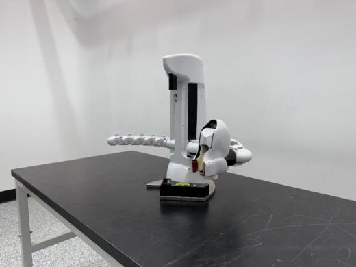 Andrew Alliance Pipetting Robot-cover
