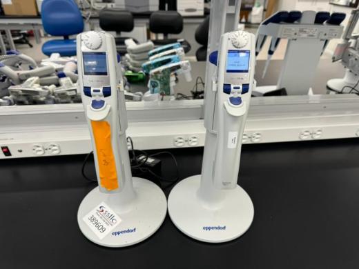 Eppendorf Repeater E3x Electronic Pipet Filler for Precise Liquid Handling-cover