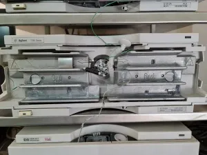 Agilent 1100 HPLC System with Quaternary Pump and Variable Wavelength Detector, 10 of 15