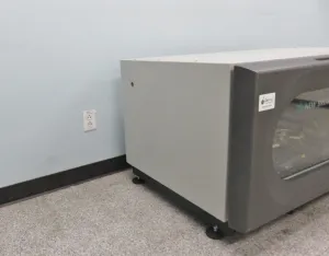 New Brunswick Eppendorf Innova 44R Refrigerated Orbital Incubator Shaker, 2 of 11