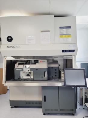 Beckman Coulter MoFlo Astrios EQS Flow Cytometer System & Sterilgard Cabinet-cover