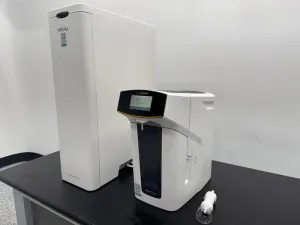 Sartorius Arium Mini water purification system, 2 of 4