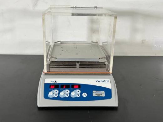 VWR Incubating Microplate Shaker with Digital Control and Acrylic Incubation Cover-cover