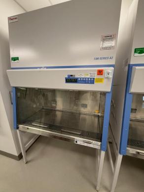 Thermo 1300 Series A2 4-Foot Class II Biosafety Cabinet for Containment and Cell Culture-cover