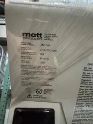 Mott Model 7471040 5-Foot Laboratory Chemical Fume Hood with Airflow and Utility Controls, 3 of 3