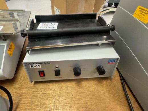 Qiagen HCS Rotary Shaker 1 for Molecular Biology Applications-cover