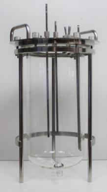 B Braun Chromatography Column VG Condition 5L Capacity-cover