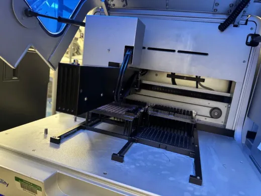 Qiagen QIAgility Automated Real-Time PCR Sample Preparation System