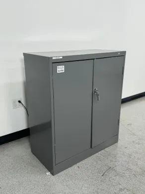 3-Foot Metal Laboratory Storage Cabinet for Chemical and Sample Safety