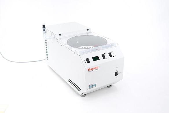 Thermo Scientific SpeedVac DNA120-230 Vacuum Concentrator with RD36 Rotor