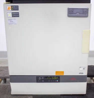 Sanyo MIR-262 Heated Incubator with Microprocessor PID Control, 5.4 cu.ft Capacity