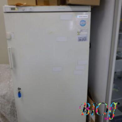 Nihon Freezer UKS-500DHC Biomedical Refrigerator with Key Lock-cover