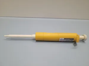 Thermo Scientific Electron Finnpipette 5-50µl Laboratory Pipette, 2 of 2