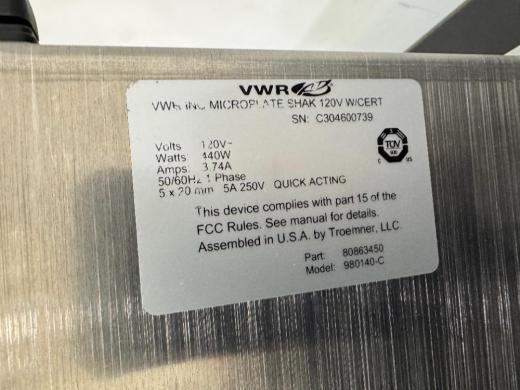 VWR Incubating Microplate Shaker-cover