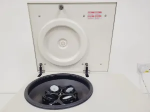 Kendro Heraeus Biofuge Primo R Refrigerated Benchtop Centrifuge with 7591 Rotor, 4000 RPM, 6 of 10