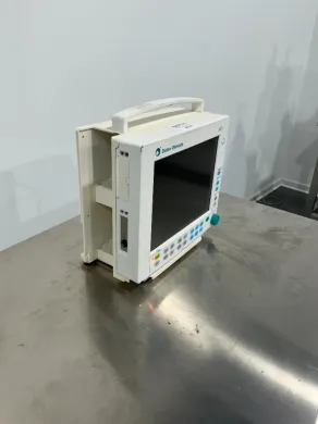 GE Datex-Ohmeda S/5 F-CM01..00 Patient Vital Signs Monitor