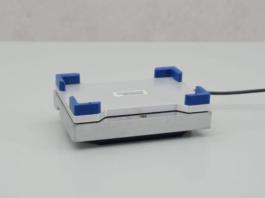 Variomag Teleshake Shakemodule Magnetic Shaker for Microtiter Plates with RS232 Control-cover