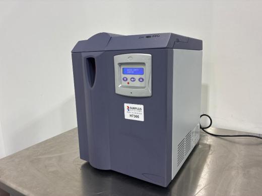 Parker 110H-MD Hydrogen Gas Generator with Integrated Digital Control Panel-cover