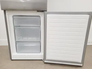 Siemens KG33VVIEAG/03 Laboratory Fridge Freezer for Sample and Biomedical Storage, 6 of 13