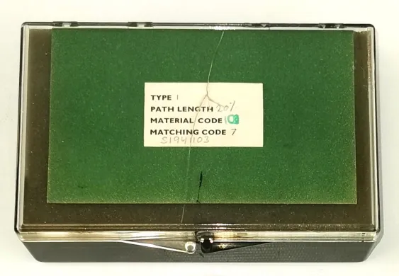 Type 1 Quartz Spectrophotometer Cuvette with Stopper, 7 mL, 20 mm pathlength