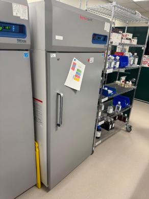 Thermo Scientific TSX3005SA Lab Refrigerator with Digital Temperature Control and Alarm-cover