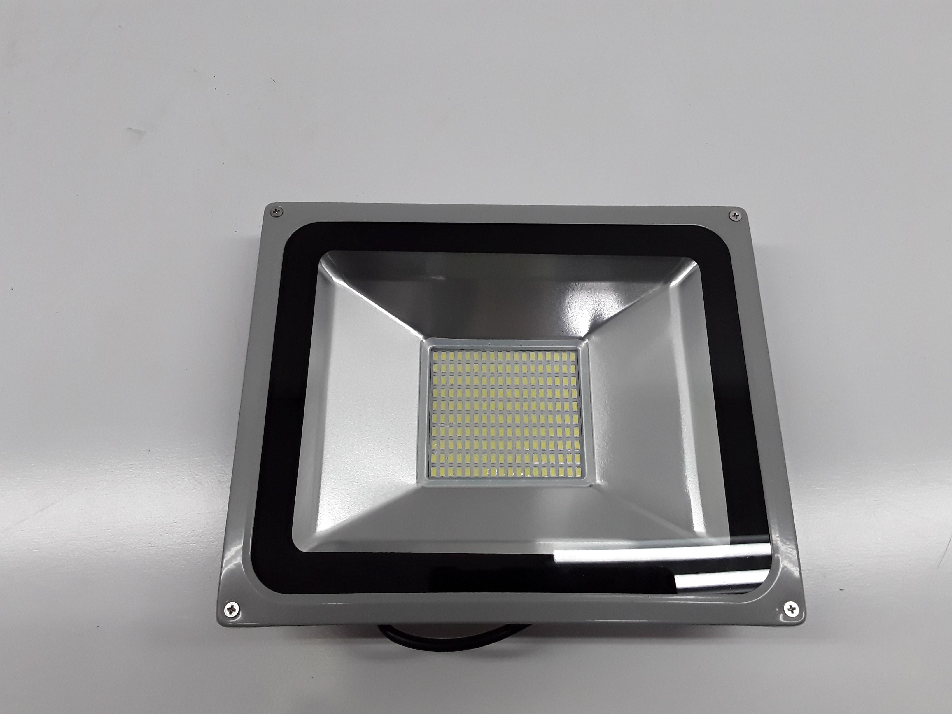 LED FloodLight Model UPST100W for Outdoor and Industrial Lighting Applications