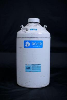 Daiya Reiki DC-10 Liquid Nitrogen Transport Container 10.5L Capacity-cover