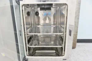 Thermo Scientific Stericycle i160 CO2 Incubator with Direct Heat and HEPA Filtration, 6 of 13