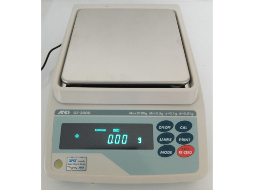 A&D GF-3000 Precision 2-Place Balance-cover