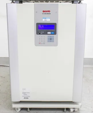 Sanyo MCO-19AIC 170L CO2 Incubator with Antibacterial Interior and Humidity Control