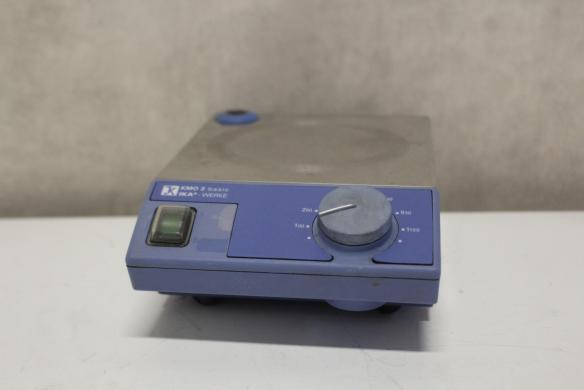IKA KMO 2 basic Magnetic Stirrer with Variable Speed and Stainless Steel Housing-cover