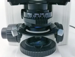 Nikon Eclipse E400 Compound Microscope with 50x Oil and Tilting Telescoping Head, 8 of 9