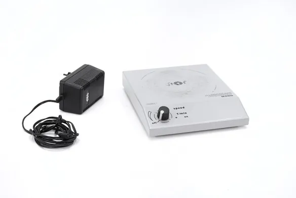H+P Variomag Mono Magnetic Stirrer, 80–2000 rpm, 3 L