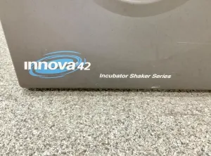 Eppendorf New Brunswick Innova 42R Refrigerated Incubator Shaker for Temperature-Controlled Cell Culture, 14 of 15