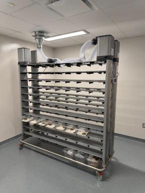 Innovive Double-Sided Mouse Rack with Integrated Ventilation Modules-cover