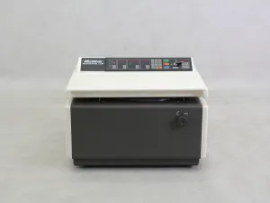 Hettich Rotanta/AP Benchtop Centrifuge for Clinical and Research Applications, 3 of 6