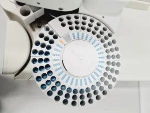 Thermo Quest Trace 2000 Series Gas Chromatograph with AS 2000 Autosampler Controller, 19 of 30