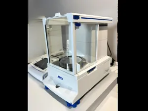A&D BA-225TE Semi-Micro Analytical Balance with 220g Capacity and 0.01mg Readability, 3 of 16