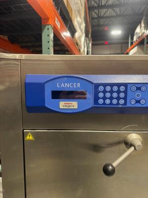 Lancer 1400 LXP Automated Laboratory Glassware Washer with Integrated Control Panel-cover